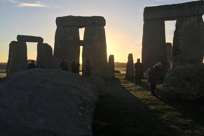 stonehenge-private-car-tour