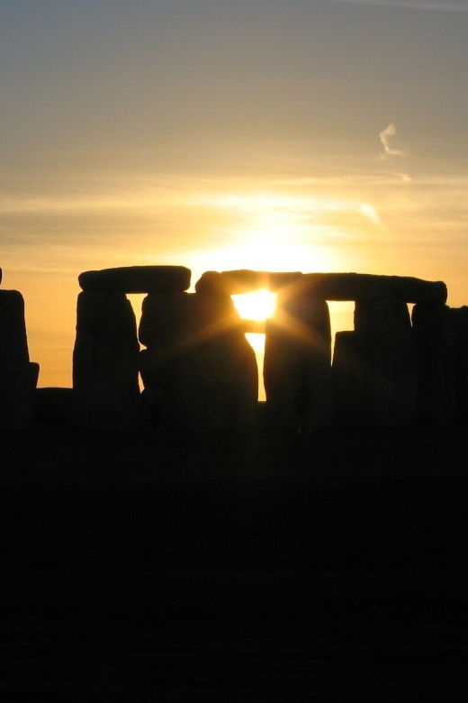 stonehenge-private-sunset-tour-with-lacock-and-bath