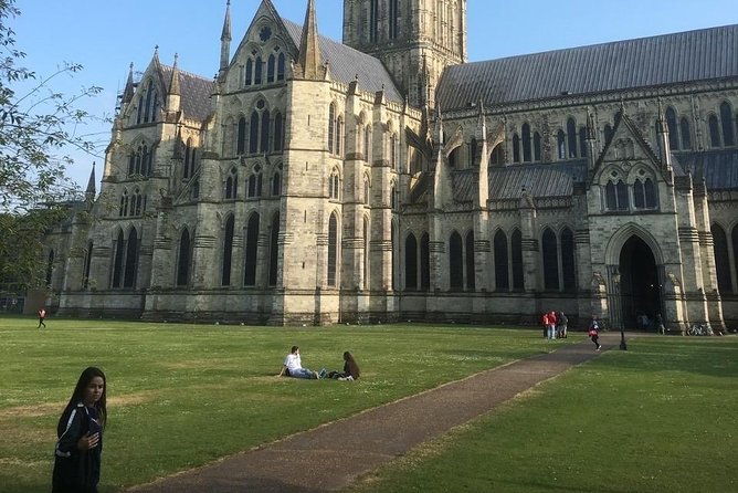 stonehenge-salisbury-cathedral-private-day-trip-from-london