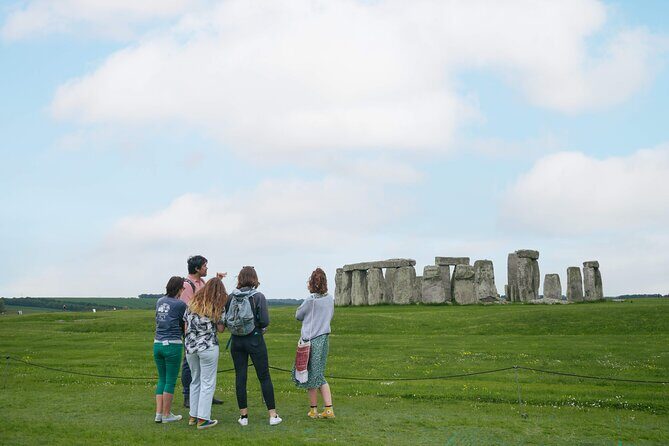 'Stonehenge & Secret England' from Bath for 2-8 curious adventurers - A Detailed Look at the Experience