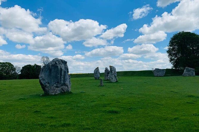 stonehenge-special-access-guided-evening-tour-from-london