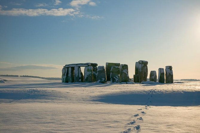 stonehenge-special-access-guided-morning-tour-from-london