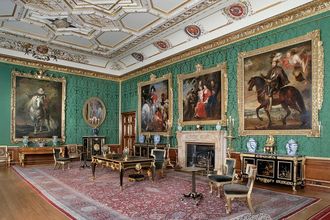 stonehenge-windsor-castle-and-bath-full-day-guided-tour