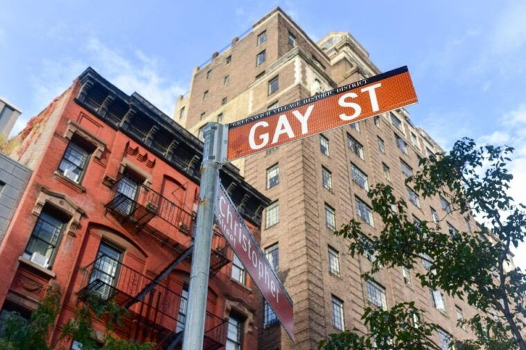 stonewall-and-lgbt-history-private-walking-tour-in-nyc-2