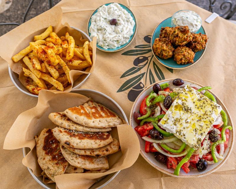 stories-of-food-and-culture-of-the-old-town-of-corfu