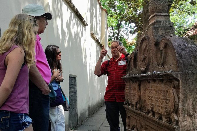 stories-of-jewish-prague-walking-tour