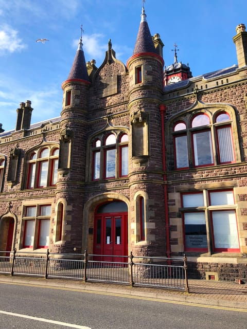 stornoway-harris-tweed-story-room-tour-with-weaver
