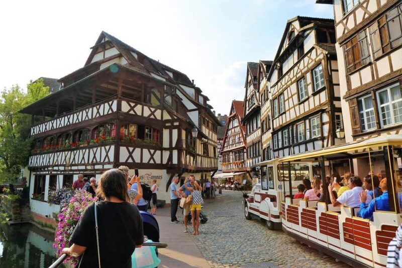 Strasbourg: 2-hour tour of the Historic Center and Petite France - Strasbourg: 2-hour tour of the Historic Center and Petite France