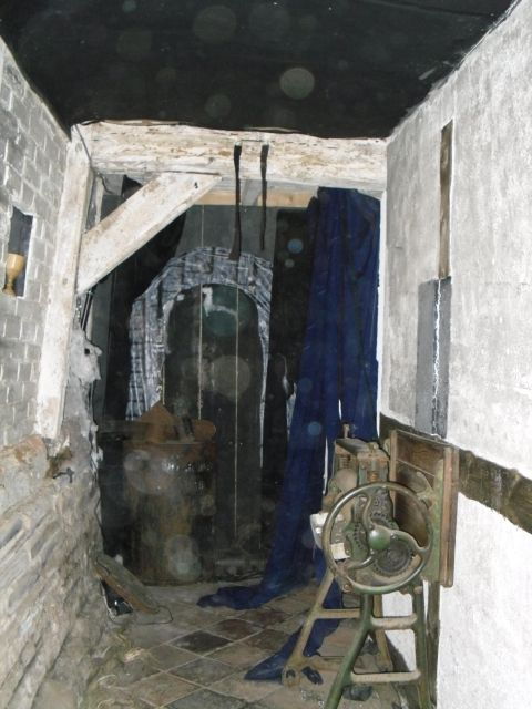 stratford-upon-avon-lantern-lit-ghost-tour-at-tudor-world