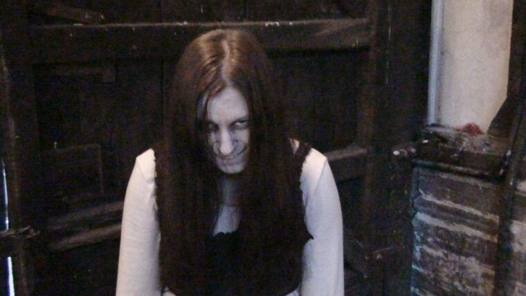 stratford-upon-avon-lantern-lit-ghost-tour-at-tudor-world