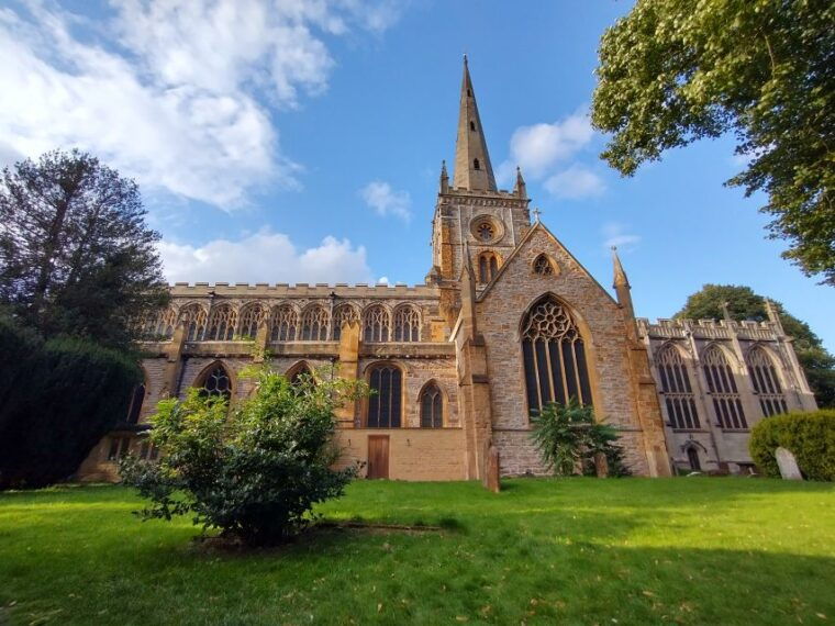stratford-upon-avon-the-famous-walk-talk-show