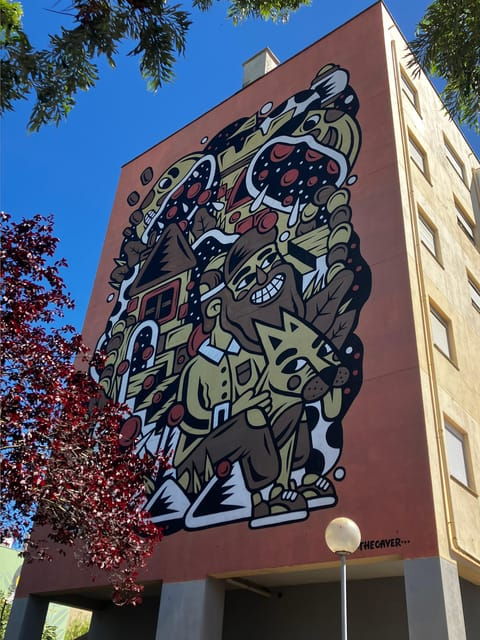 street-art-lisbon-tuk-tuk-tour