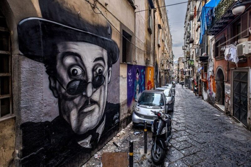 street-art-tour-of-the-spanish-quarters-maradona-idol