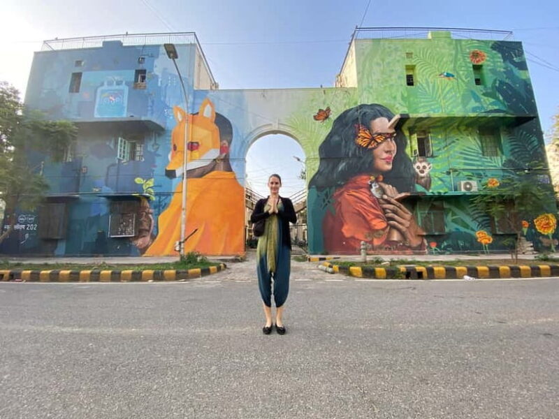 Street Art Walk & Lodhi Gardens with Chai & Food - Key Points