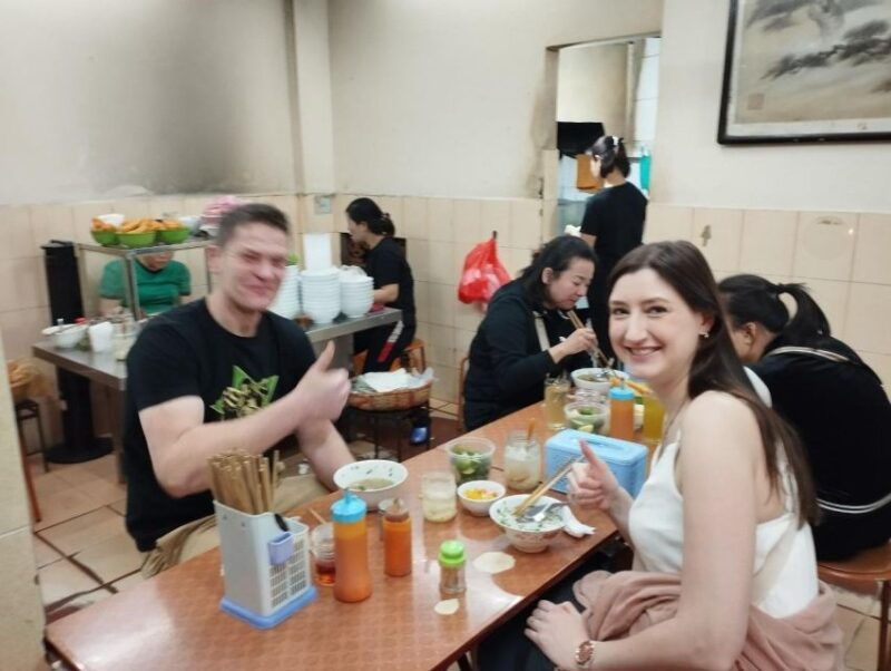 street-food-by-walking-tour-for-3-hours-in-hanoi