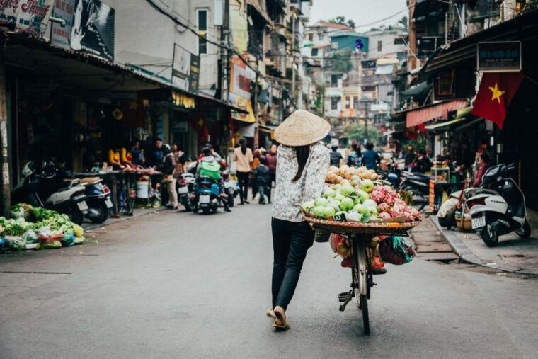 street-food-by-walking-tour-for-3-hours-in-hanoi