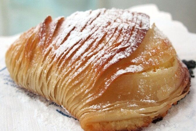 street-food-in-naples-with-a-local