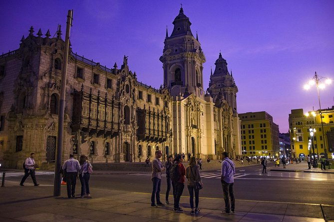street-food-market-old-eateries-tour-in-limas-historic-center