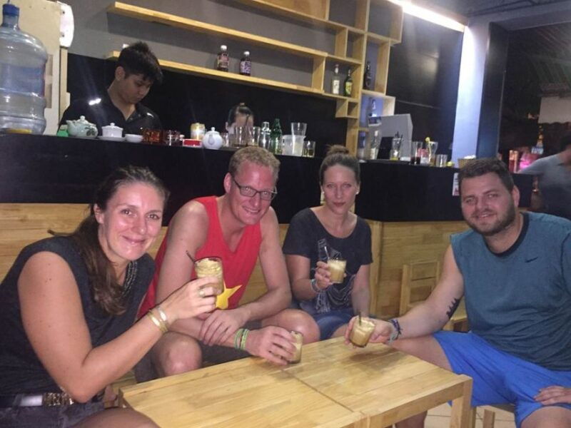 street-food-tour-hanoi-and-train-street-experience