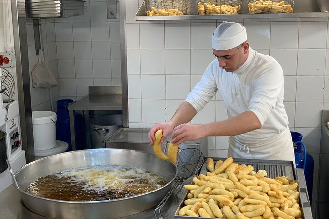 street-food-tour-of-catania-by-night-2