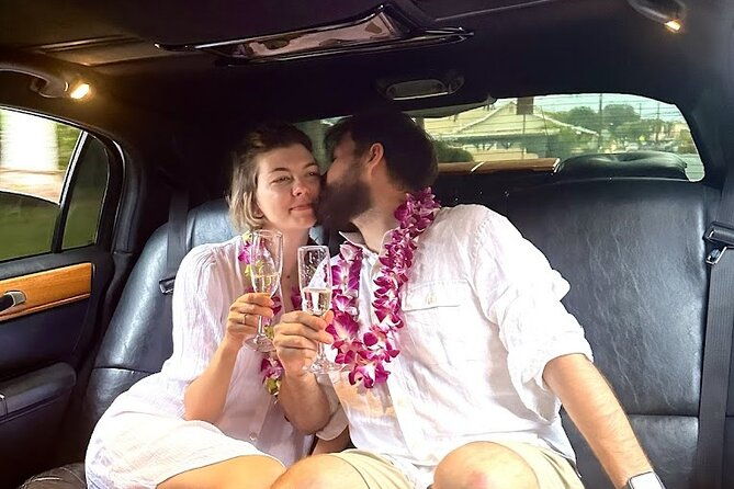 stretch-limousine-private-transfer-around-the-island-of-maui