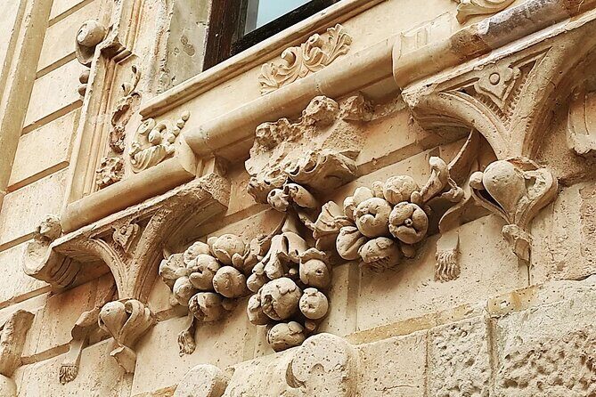 Strolling through Lecce - Group Size and Flexibility