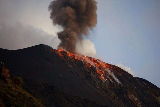 stromboli-your-high-altitude-sunset-hike-to-400m
