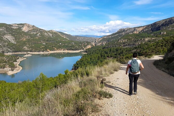 stunning-hike-around-buseo-reservoir-2