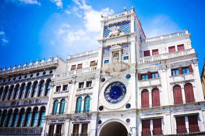 stunning-venice-walking-tour-for-couples