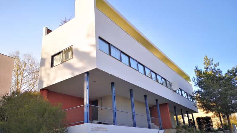 stuttgart-modern-architecture-nature-self-guided-walk