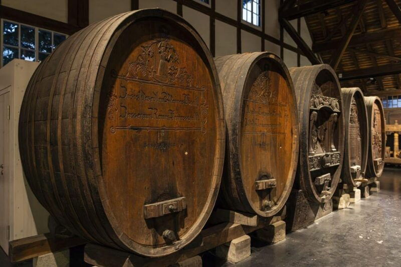 stuttgart-stuttgart-wine-museum-wine-tasting