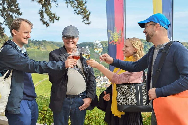 Stuttgart: Wine hike with wine tasting - What the Guides Bring to the Table