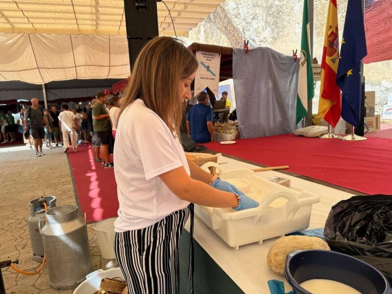 subbetica-artisanal-cheese-making-workshop-in-los-balanchares