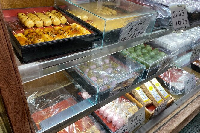 sugamo-exploring-grandmas-harajuku-and-rikugien-garden