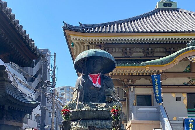 sugamo-exploring-grandmas-harajuku-and-rikugien-garden