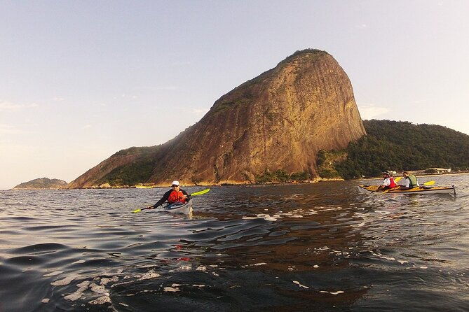 sugar-loaf-mountain-canoe-tour-in-rio-de-janeiro