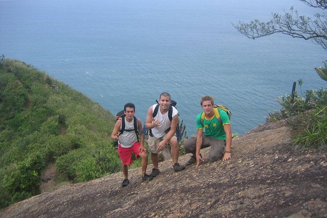 sugarloaf-mountain-hiking-tour-rio-de-janeiro-by-rio-eco-trip