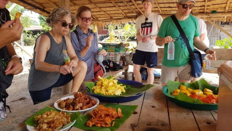 sukhothai-full-day-historical-park-cycling-tour-with-lunch