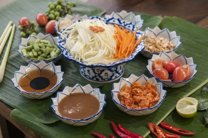 sukhumvit-hands-on-thai-cooking-class-market-tour-in-bkk