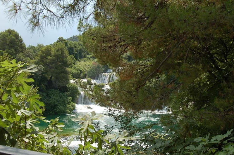Sukosan: 7-Day Dalmatia Yacht Cruise Croatia. Luxury jacht. - The Onboard Experience: Comfort and Cuisine