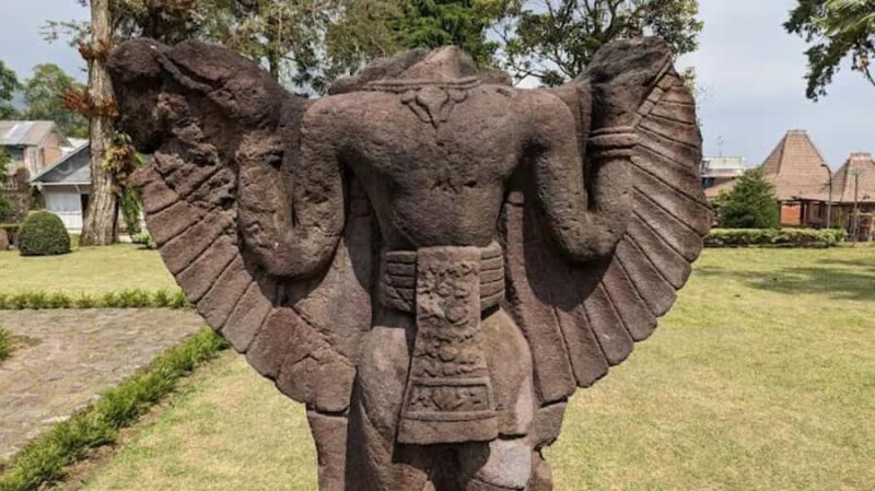 Sukuh & Cetho Temples, Tea Plantation in Kemuning Hills - FAQs