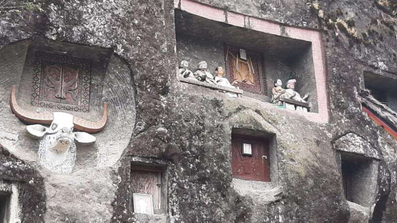 sulawesi-toraja-cultural-tour