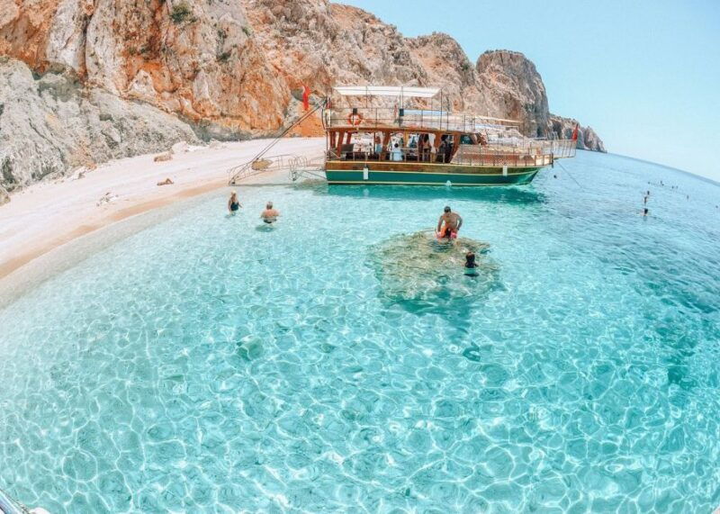 suluada-island-turkeys-maldives-boat-trip-with-lunch-2