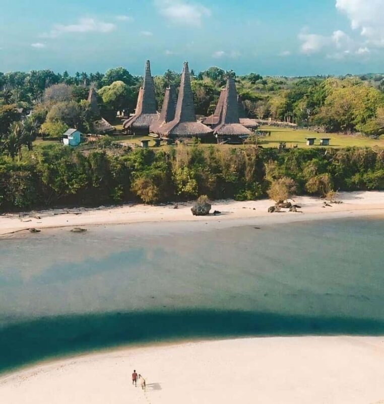 Sumba Island: Private Car Customized Tour with Driver - What Travelers Say About the Experience
