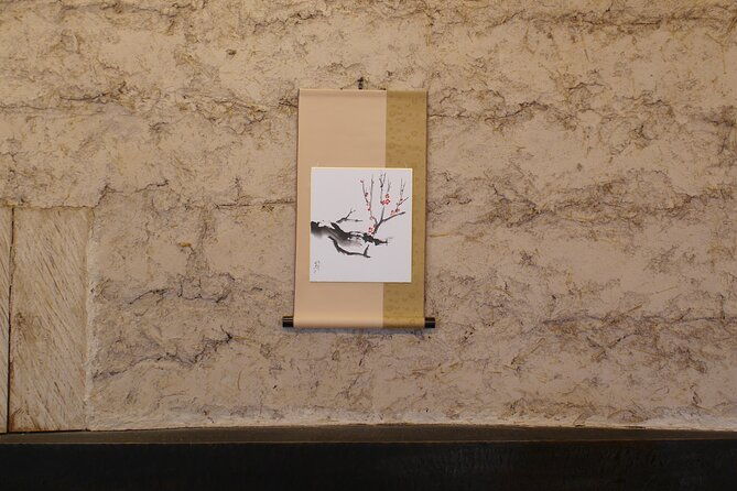 sumi-e-ink-painting-suiboku-ga-workshop-in-a-japanese-teahouse