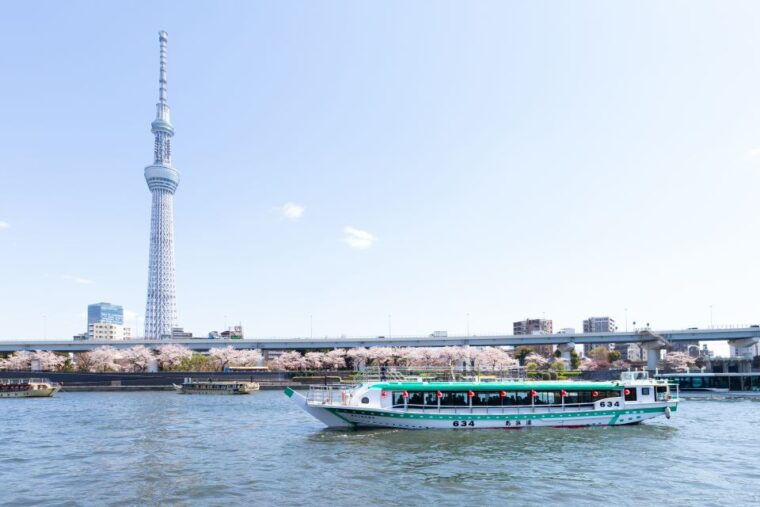 sumida-river-japanese-traditional-yakatabune-dinner-cruise