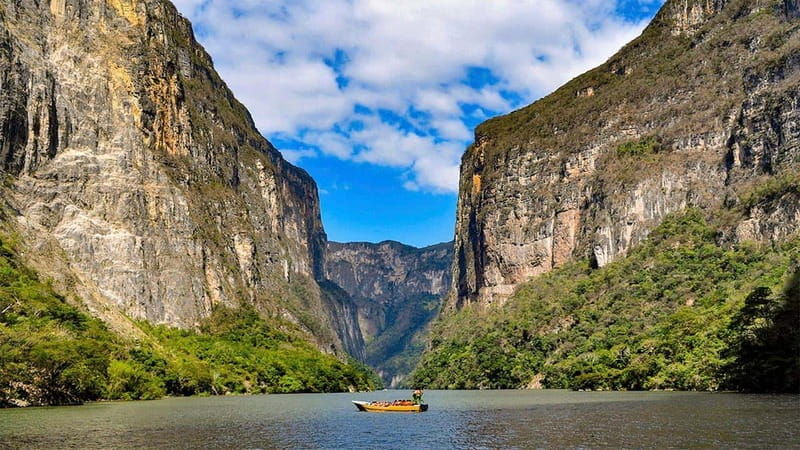 sumidero-canyon-excursion-from-san-cristobal-de-las-casas