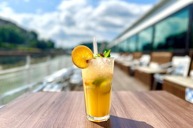 summer-daytime-cruise-on-the-danube-with-drink-options-2