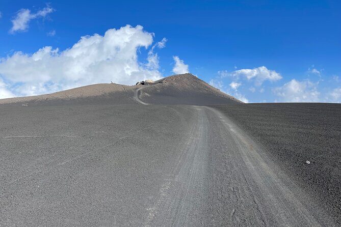 Summit Etna North 3300mt: 4x4 and trekking - FAQ