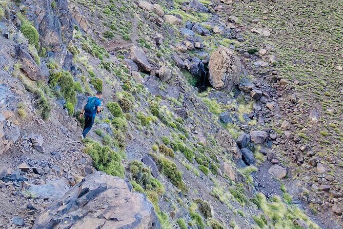 Summiting the Beautiful Atlas Mountains, Day Hike & Trek - Authentic Experiences & Local Interactions